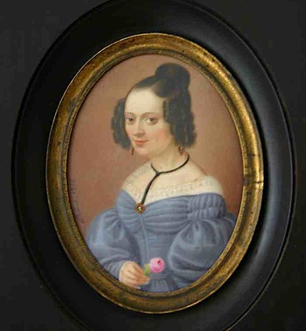 médaillon.jpg médaillon.jpg