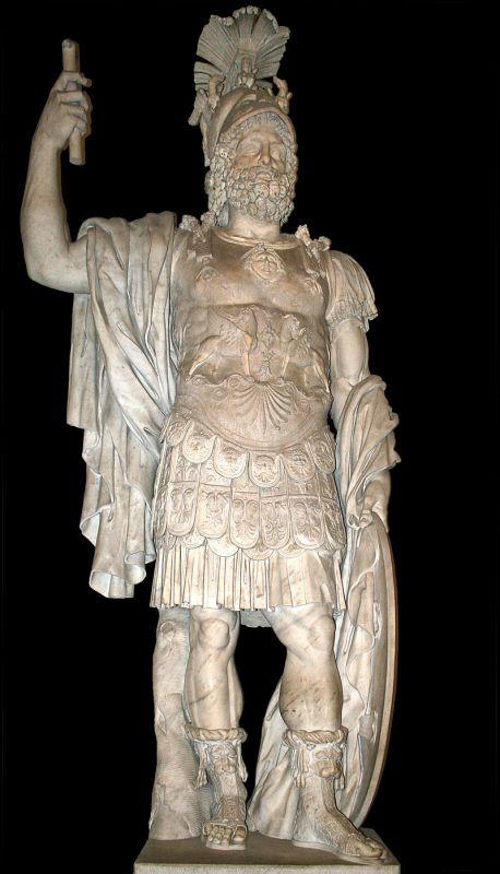 800px-0_Statue_de_Mars_(Pyrrhus)_-_Musei_Capitolini_-_MC0058_(2)